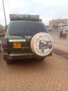 Best Seasons for Rooftop Tent Adventures in Uganda