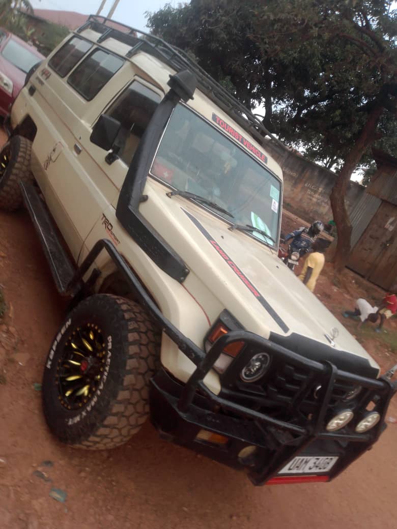 The Dos and Don'ts of Renting a Luxury Car in Uganda